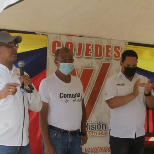 Gobierno Bolivariano dignificó a familias cojedeñas con la entrega de  viviendas dignas
