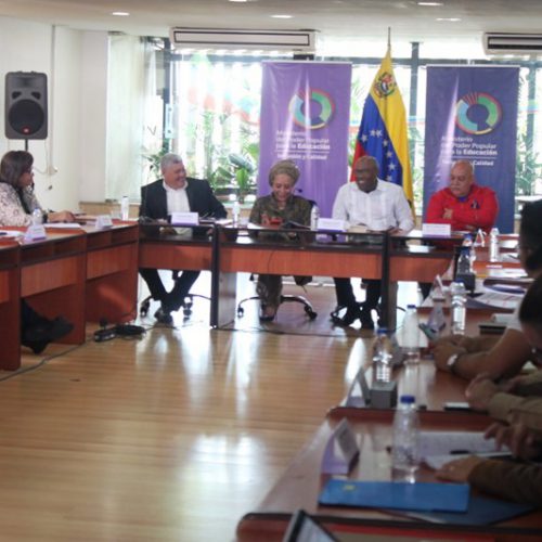 Gobierno de Venezuela entregará 900 viviendas dignas en 6 estados del país