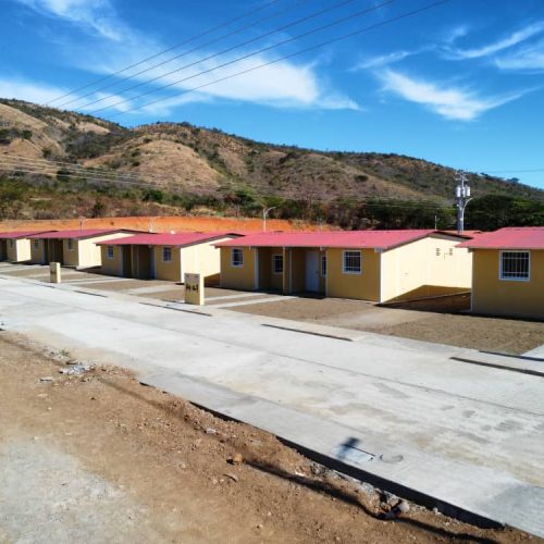 <strong>50 familias de Las Tejerías cuentan con un hogar nuevo gracias a la GMVV</strong>