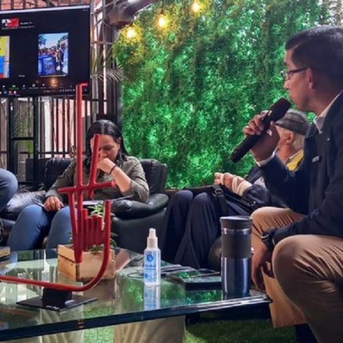 Ministro Villarroel dio inicio a las actividades recreativas para los jubilados