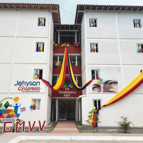 <strong>16 familias merideñas recibieron las llaves de sus casas en el Urb. La Jabonera “Gian Doménico Puliti”</strong>