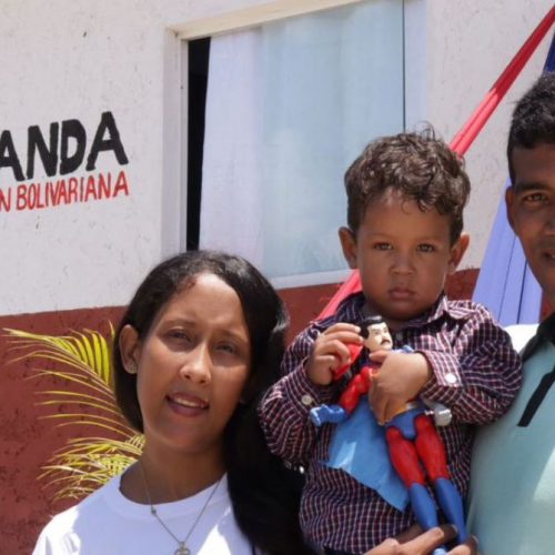 Gobierno Bolivariano dignificó a 28 familias de Miranda con una vivienda digna