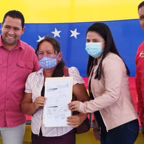 GMVV: Dignifica a 561 familias venezolanas en cinco estados del país.