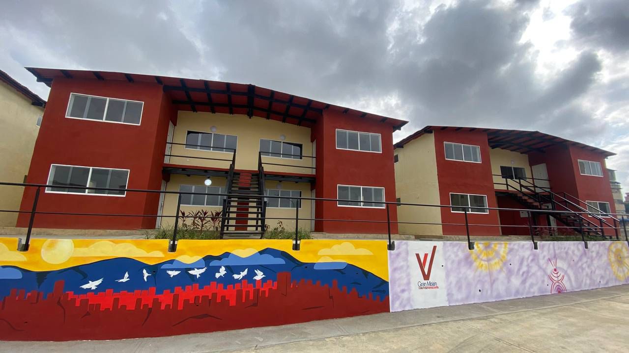 GMVV entrega 24 apartamentos por autoconstrucción en Boleíta Sur.