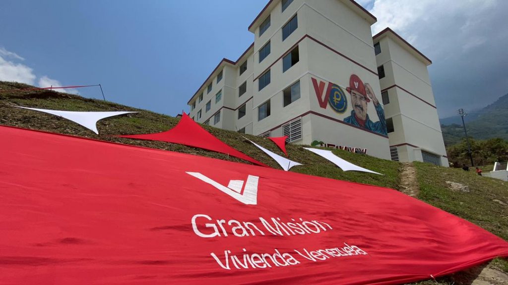 Presidente Maduro celebra sus 10 años de Gobierno con la entrega del Hito 4.500.000 de la GMVV