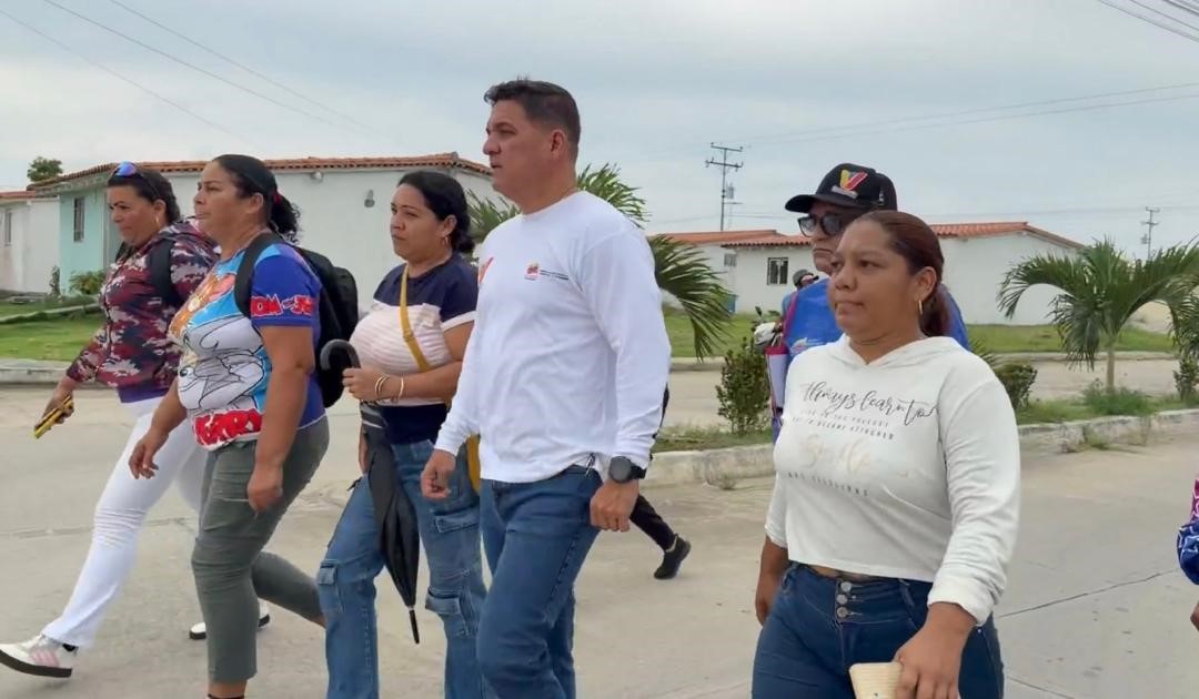 Ministro Márquez supervisa edificaciones en Barinas