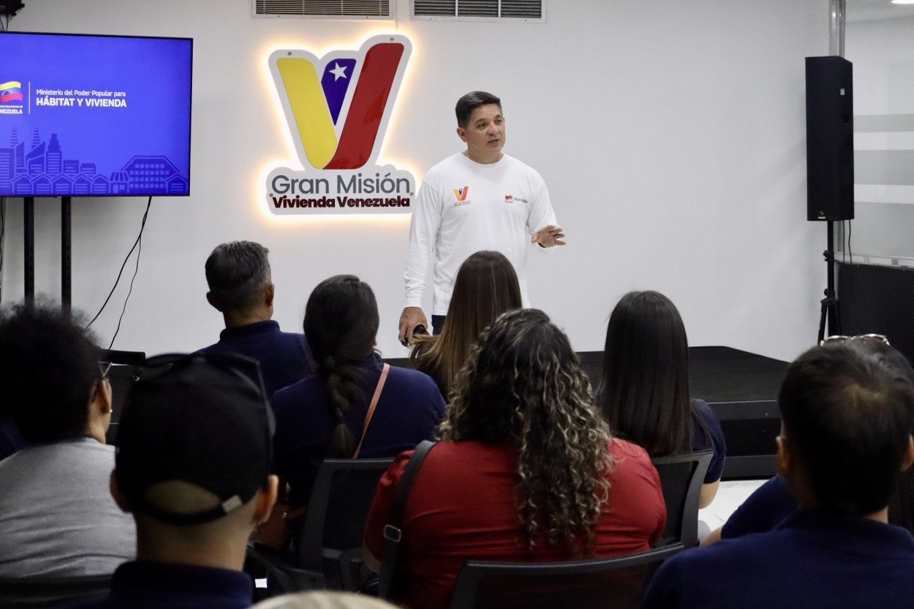 Avanza con éxito Jornada de Regularización de Propiedad de la GMVV