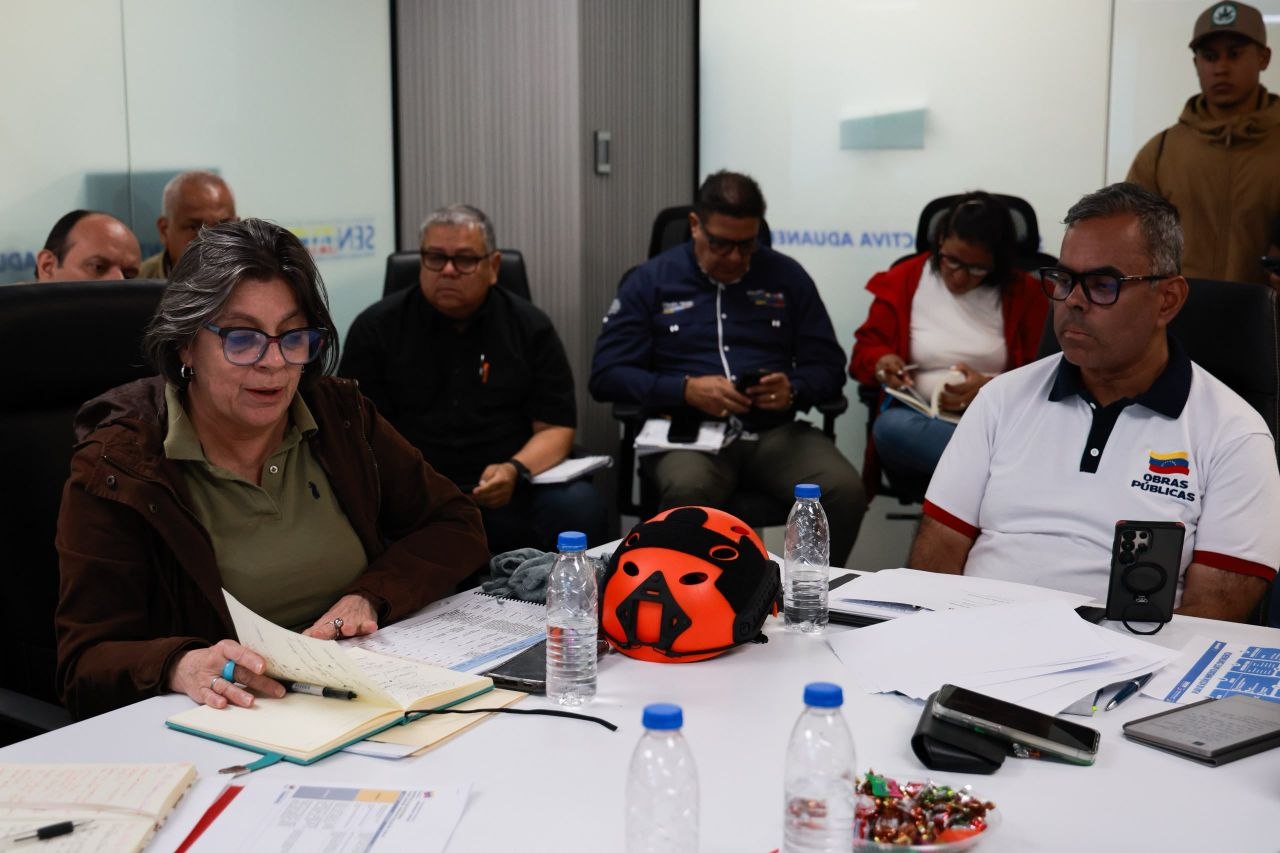 Gobierno Bolivariano ratifica respaldo absoluto a las familias afectadas por el evento sísmico